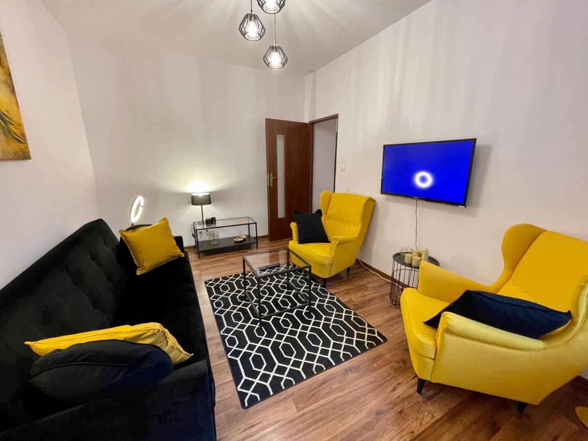 Diamond Metro Wifi 300 Mbs 70'Tv Netflix Hbo Appletv+ Apartamento Varsóvia Exterior foto