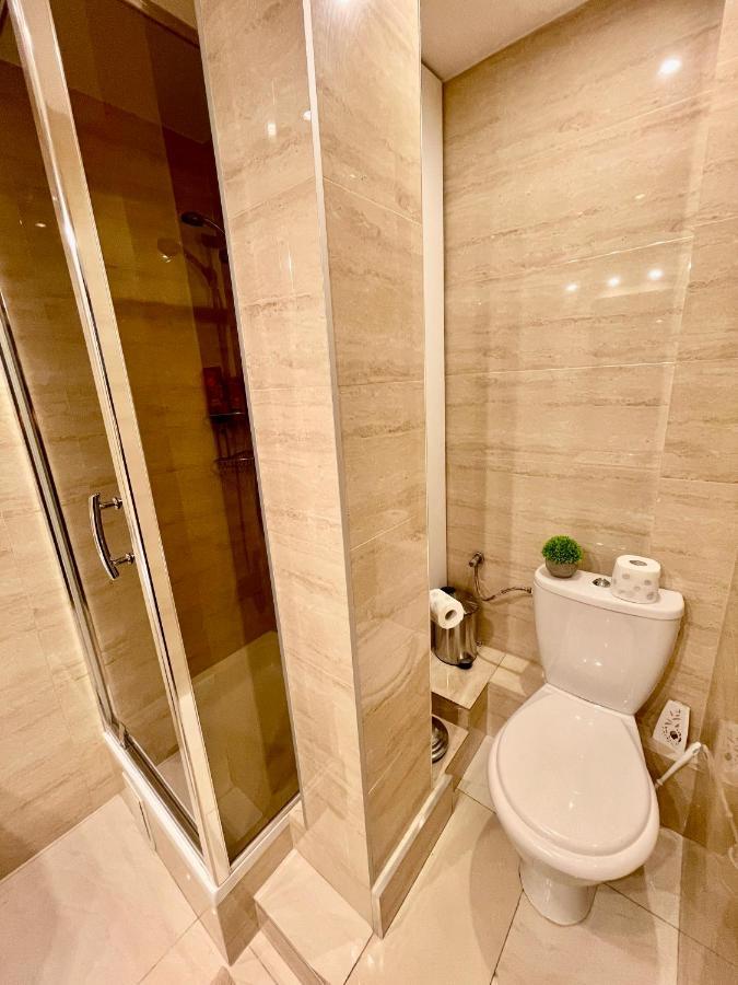 Diamond Metro Wifi 300 Mbs 70'Tv Netflix Hbo Appletv+ Apartamento Varsóvia Exterior foto