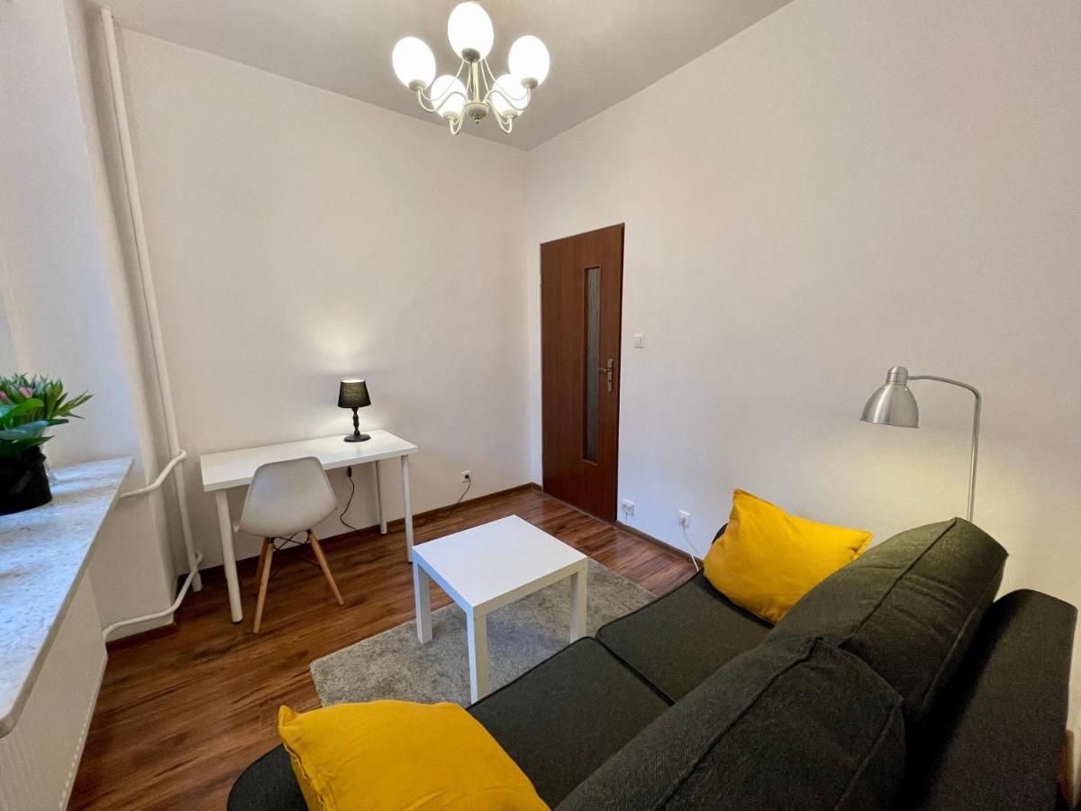 Diamond Metro Wifi 300 Mbs 70'Tv Netflix Hbo Appletv+ Apartamento Varsóvia Exterior foto